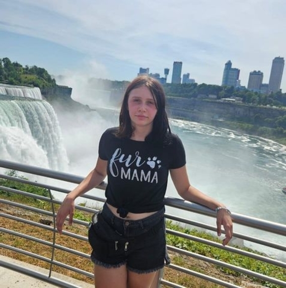 Meet your Posher, Paige - Picture 1 of 1